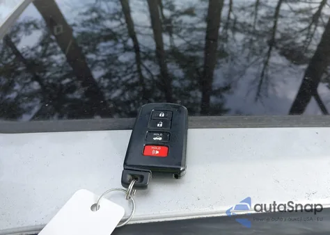 2014 Toyota Camry Hybrid Xle z USA, uszkodzony, nr VIN 4T1BD1FK4EU123601